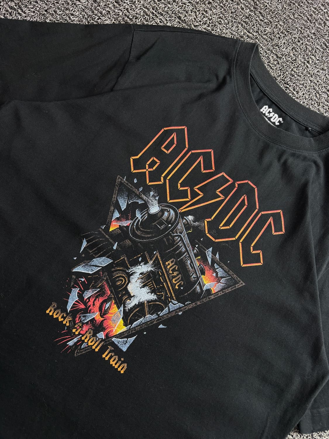 AC/DC RNR 트레인 그래픽 반팔티 4375 상품이미지4