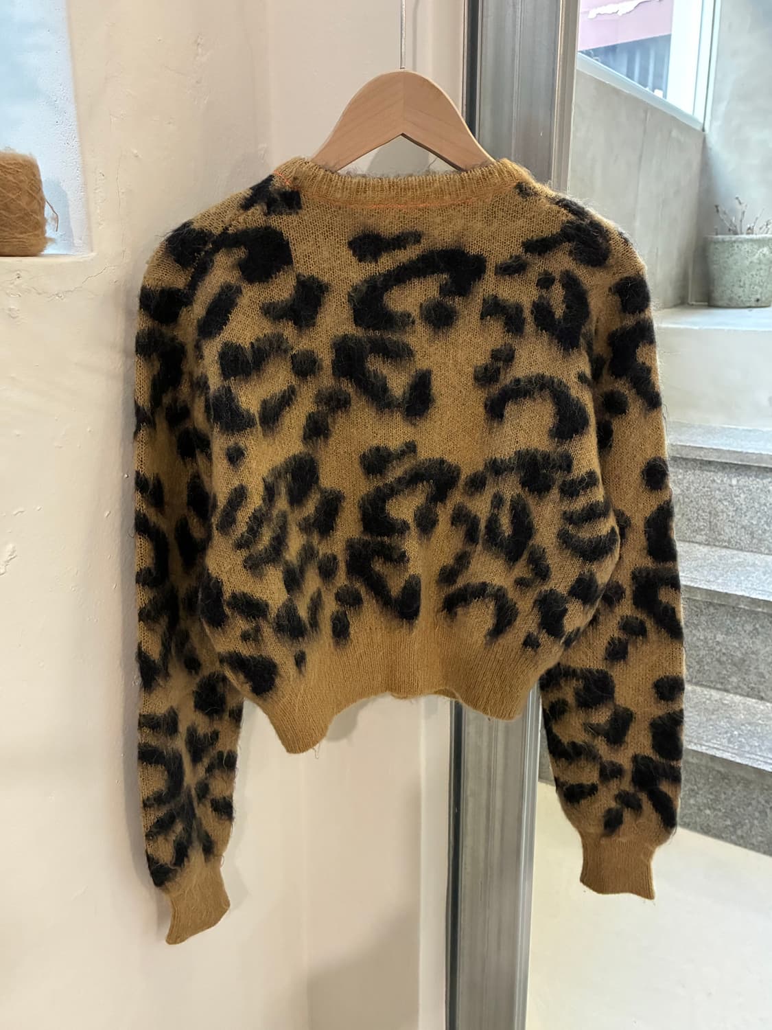 토가 풀라 니트 상품이미지3