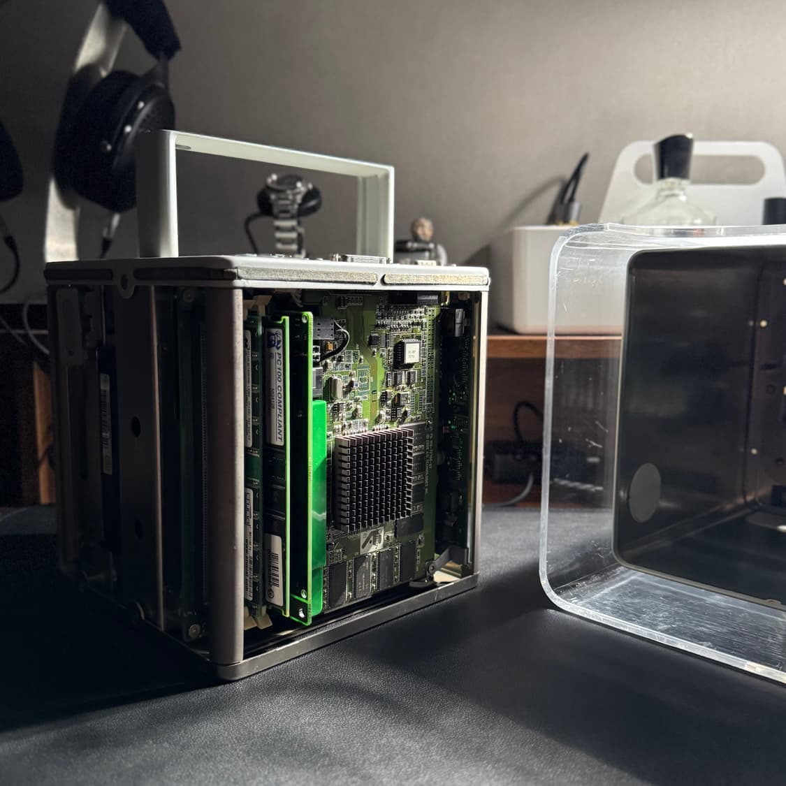 애플 파워맥 G4 Cube 상품이미지6