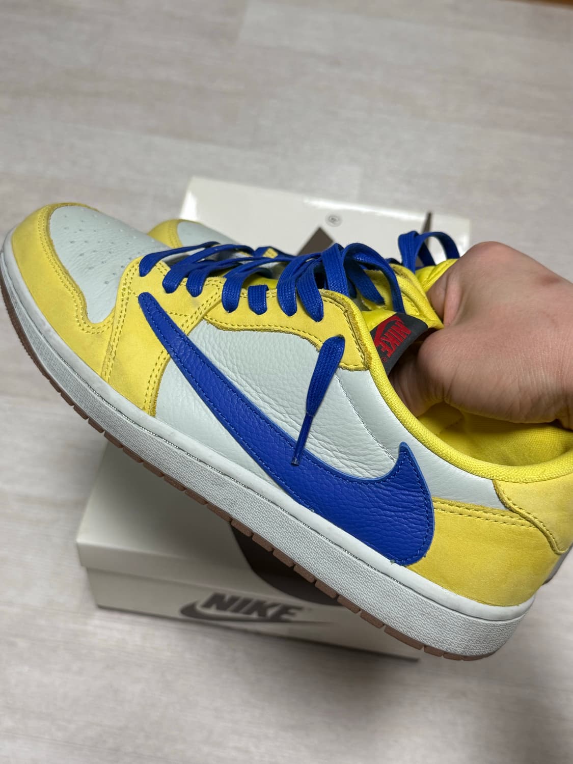 나이키 에어 조던1 로우 OG 카나리 280 상품이미지8