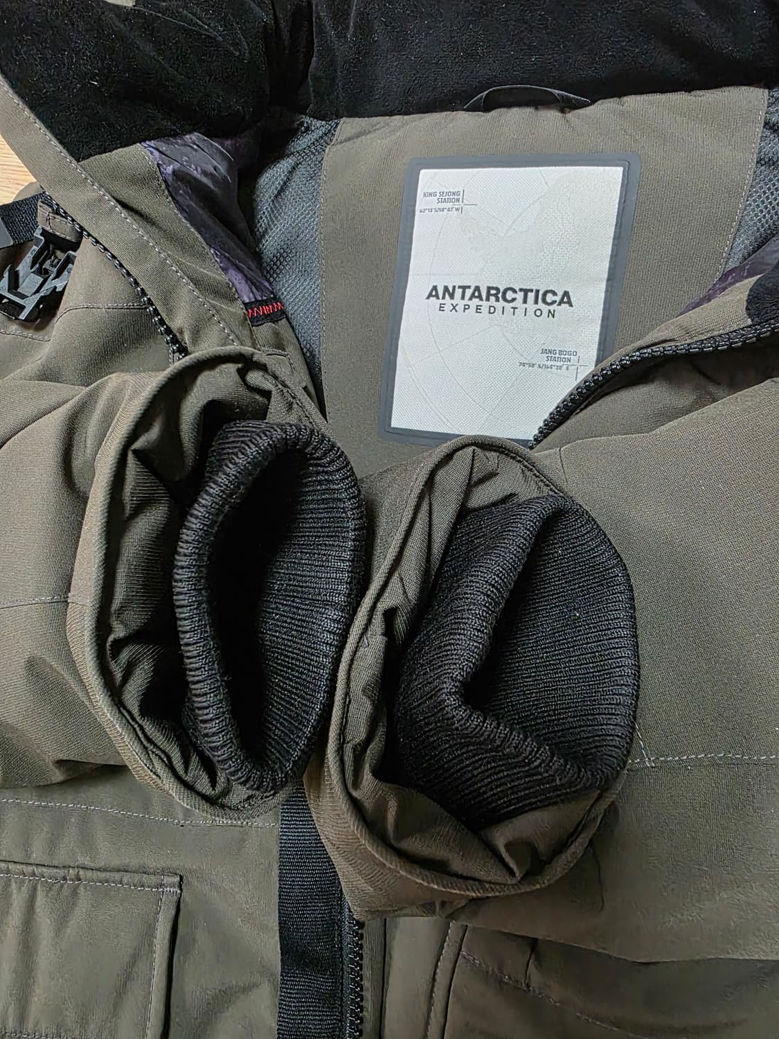 20fw 안타티카 숏 95 카키 상품이미지7