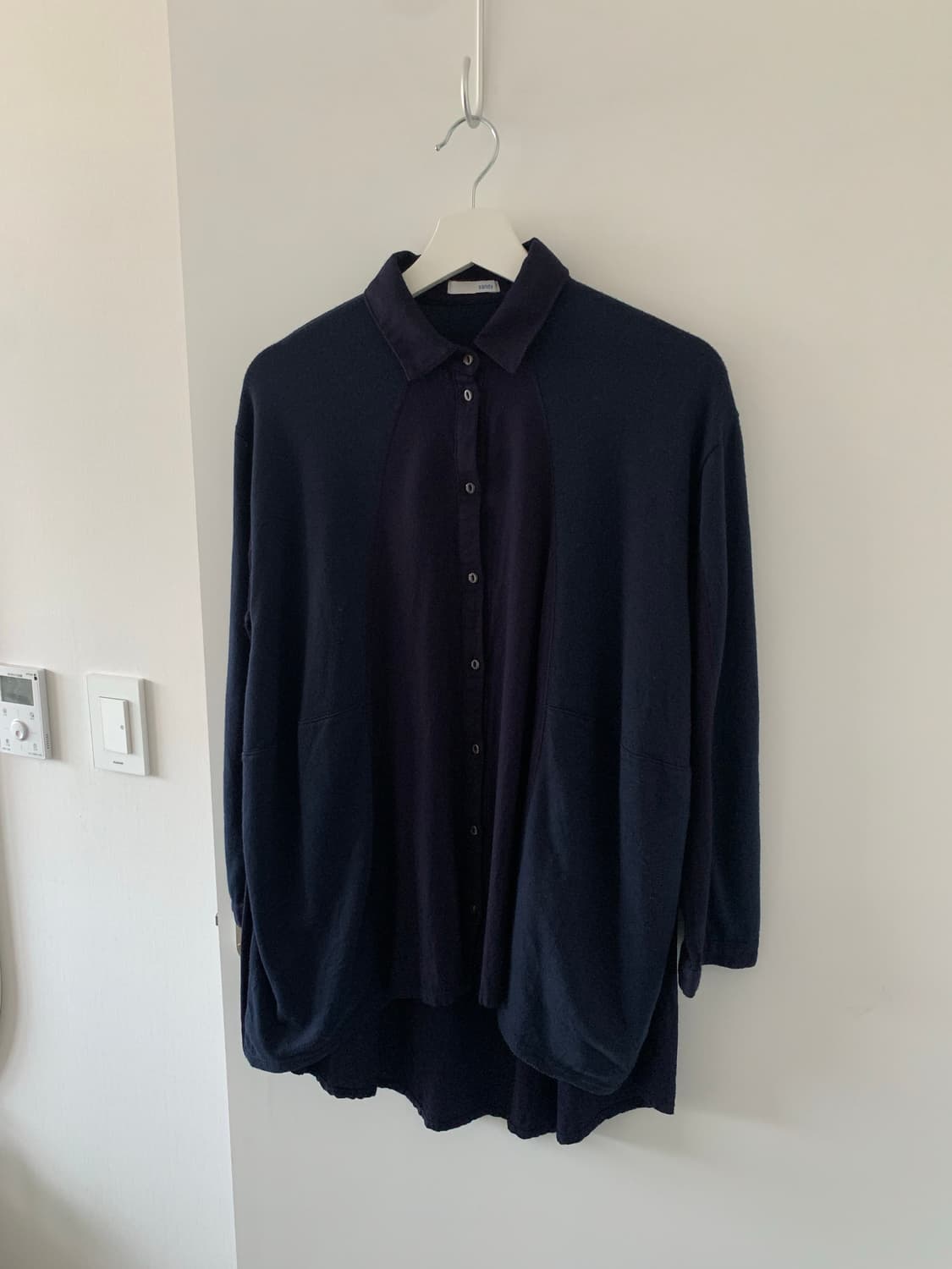 네이비 배색 셔츠 상품이미지1