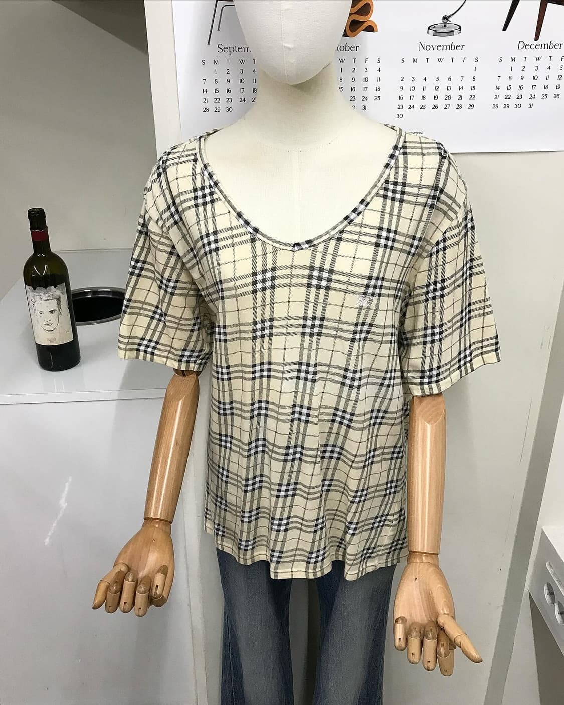 버버리 로고 노바체크 브이넥 반팔티 상품이미지1