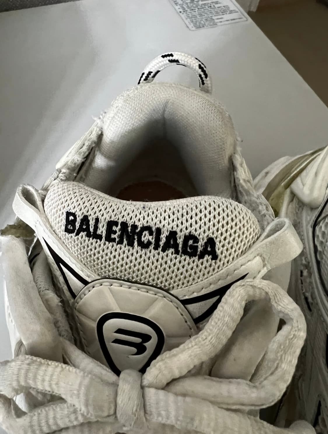 발렌시아가 뉴러너 42 상품이미지5