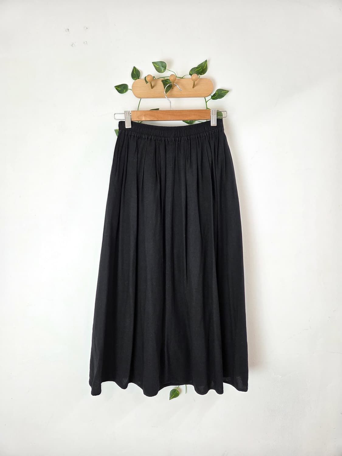 earth music 블랙 롱스커트 상품이미지5