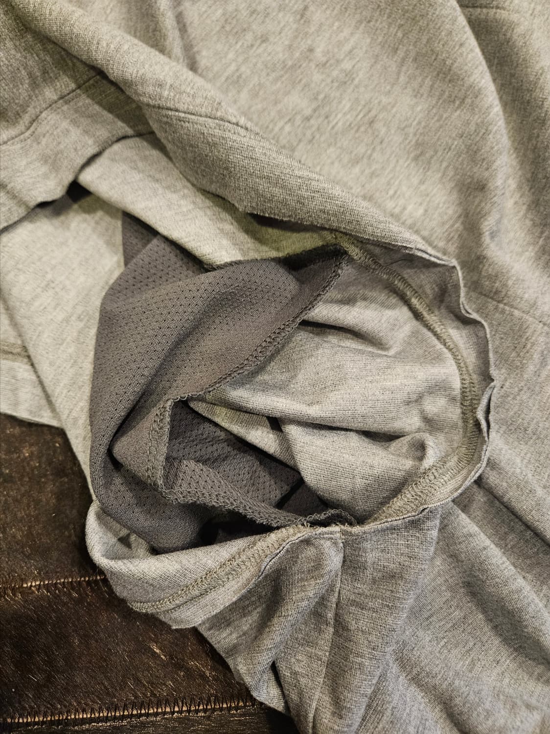 사스콰치패브릭스 티셔츠  상품이미지4