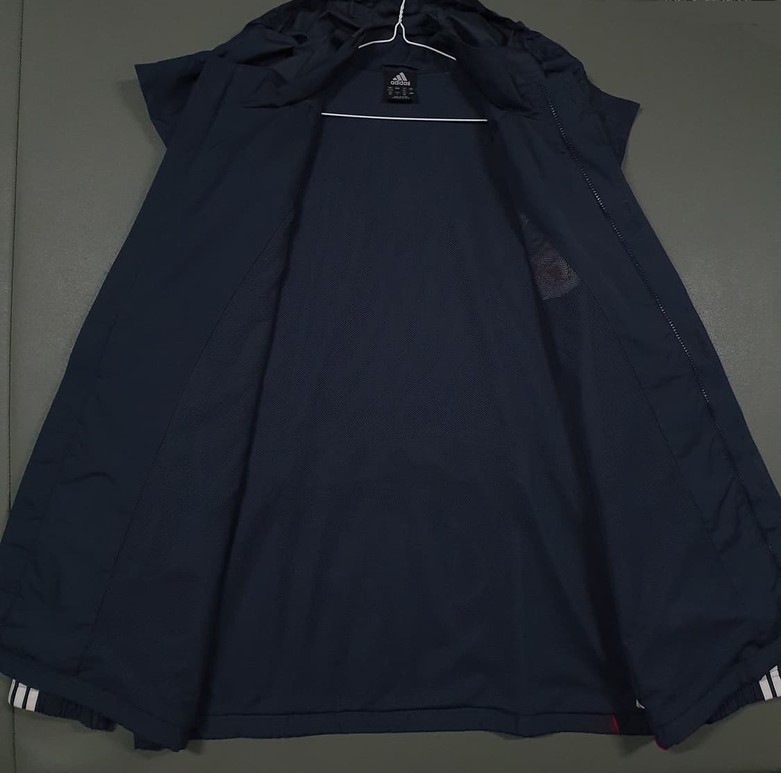 2XL (110) 아디다스 X 리버풀 칼스버그 바람막이 자켓 그레이 희귀 상품이미지6