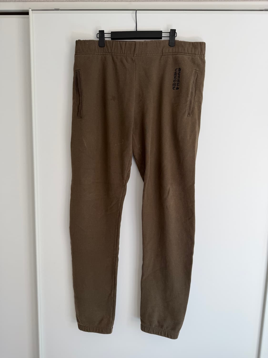 [L] 크롬하츠 스웻 팬츠 브라운 상품이미지1