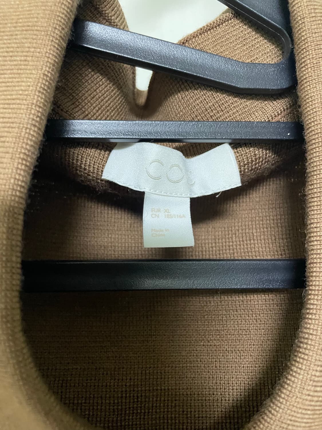 코스 브라운 니트 자켓 상품이미지2