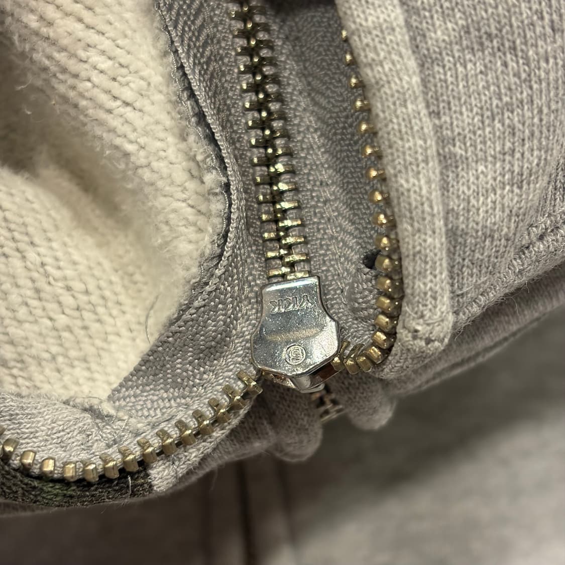 [L] 베이프 1st 샤크 후드 집업 그레이 카모 B580 상품이미지5