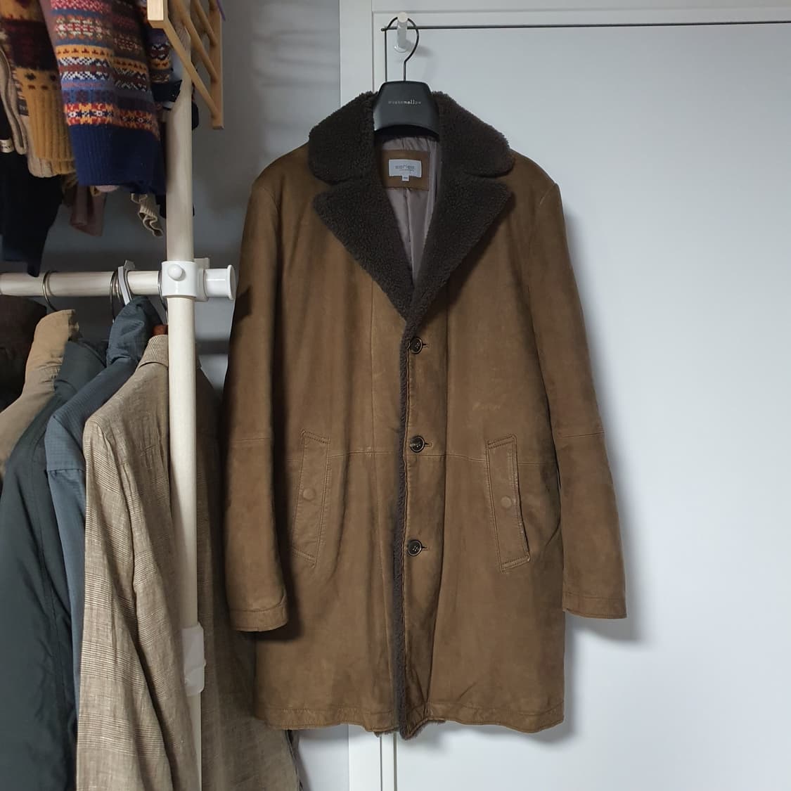 [100] 시리즈 양가죽 무스탕 코트 상품이미지2