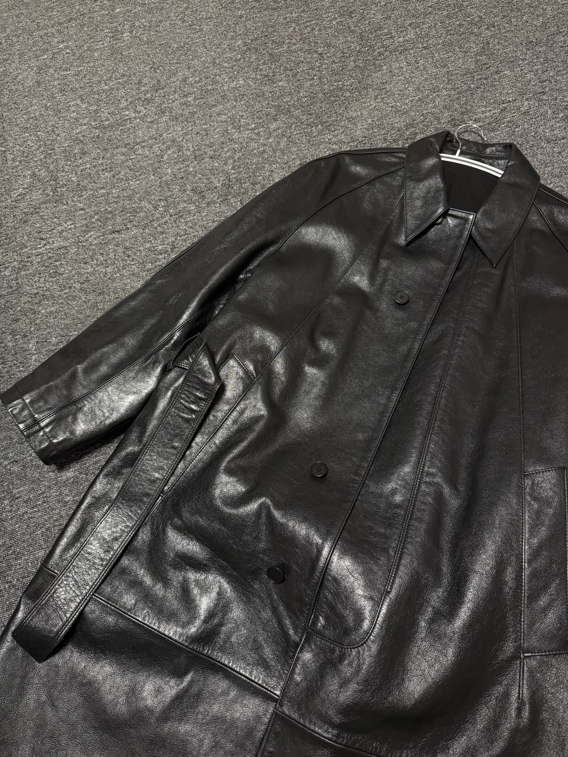 [M] 누마레 레더 트렌치 코트 블랙 상품이미지2