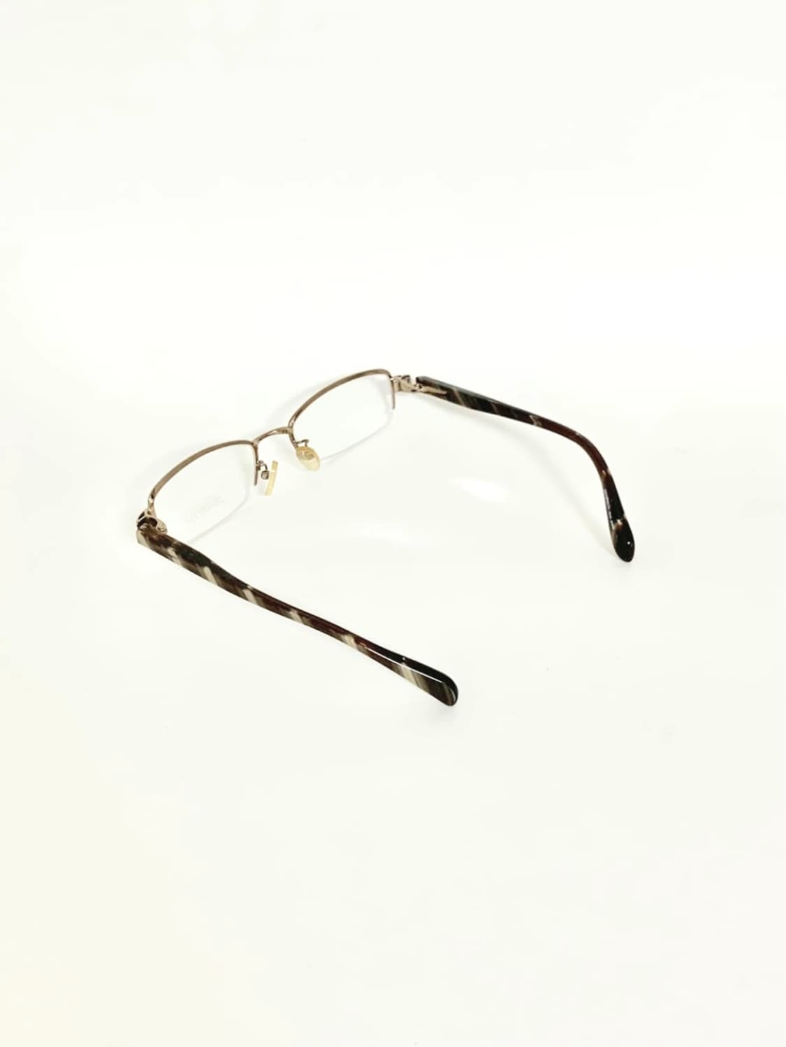 데드스탁 반무테 골드 뿔다리콤비 안경테  1380 상품이미지5