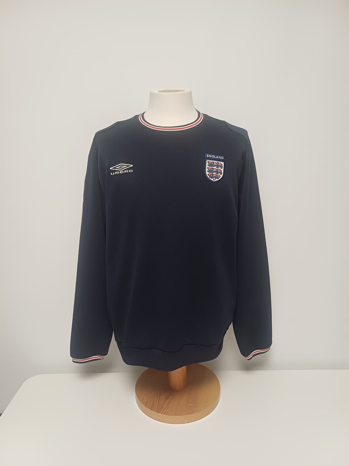 [L] 00s 빈티지 엄브로 잉글랜드 국대 백로고 맨투맨 (네이비) 상품이미지1