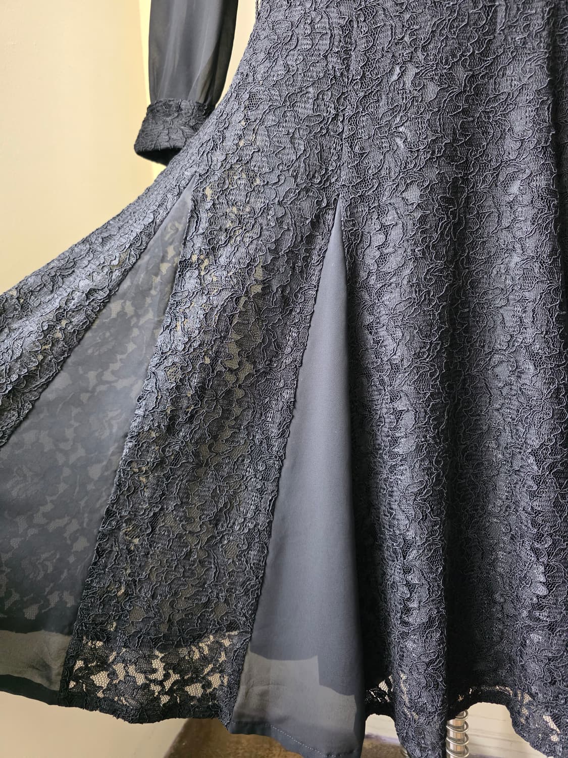 블랙 레이스 아일렛 포인트 롱 드레스 원피스 상품이미지7