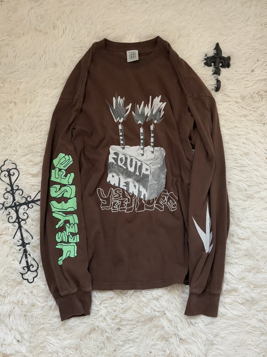 Yeseyesee Brown Long Sleeve 상품이미지1