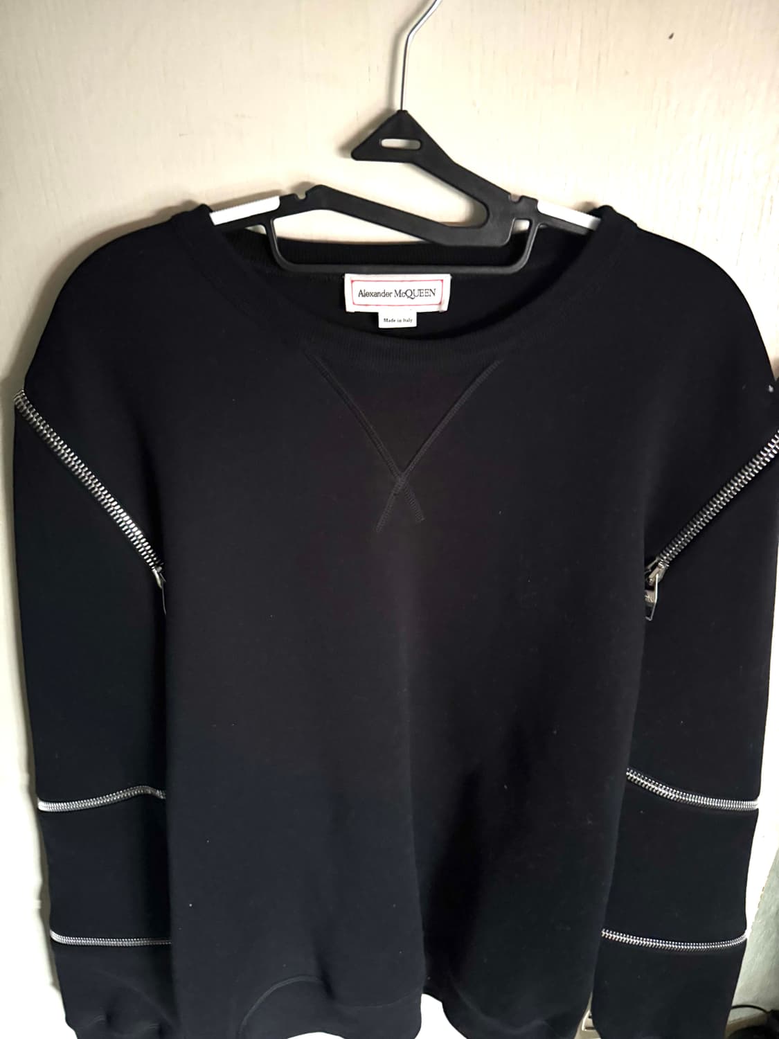 알렉산더 맥퀸 집 엠벨레시드 맨투맨 상품이미지2