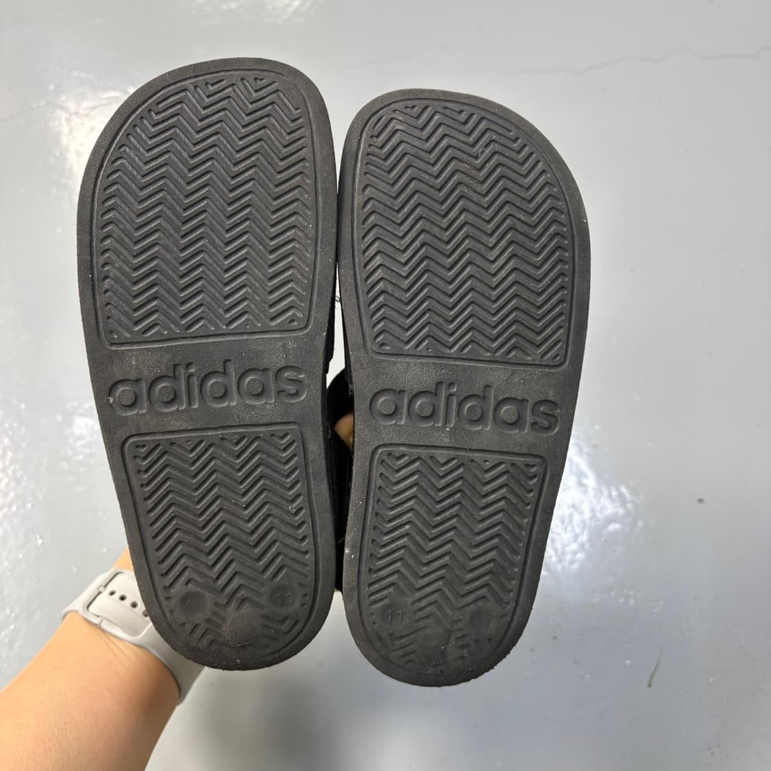 175 아디다스 키즈 아딜렛 샌들 0406J 상품이미지6