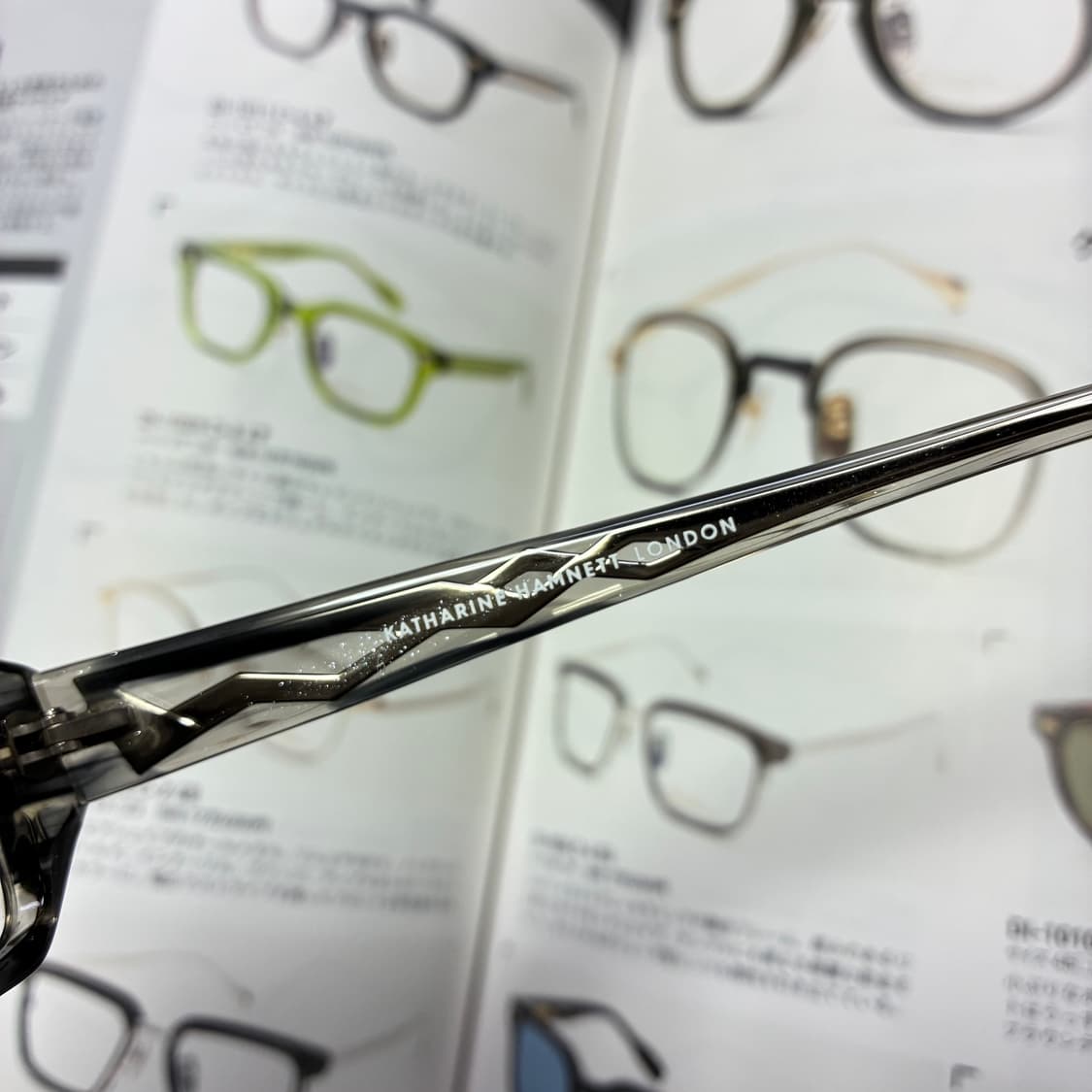 KATHARINE HAMNETT 캐서린 햄넷 뿔테 안경 상품이미지6