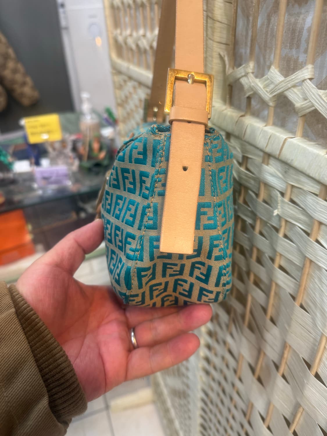 정품 펜디 주카 맘마백 팝니다 상품이미지2