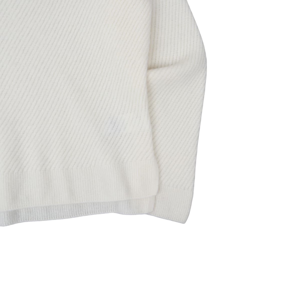 솔리드옴므 22fw 크로스케이블 니트 스웨터 상품이미지3