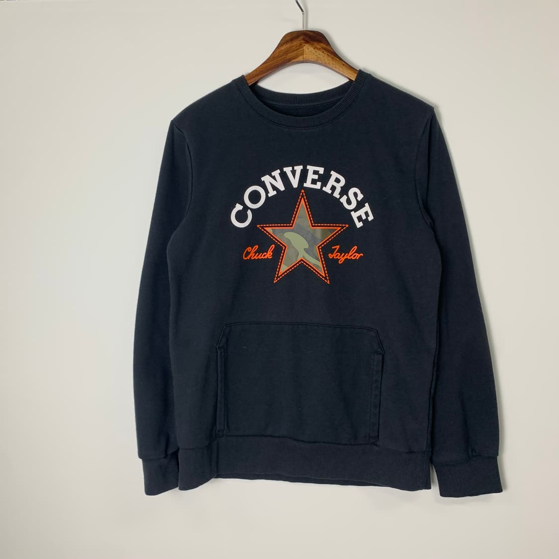 컨버스 y2k 와투케 카모 스타 블랙 맨투맨 상품이미지2