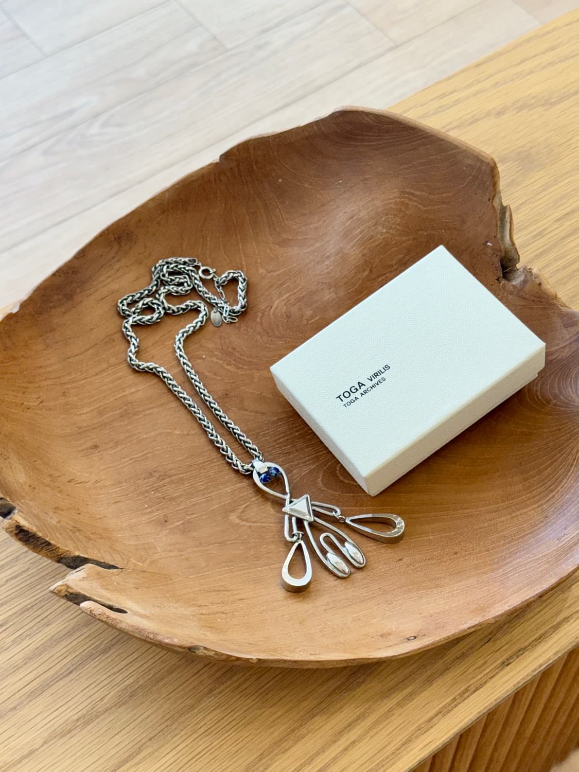 토가 비릴리스 alien motif necklace 상품이미지1