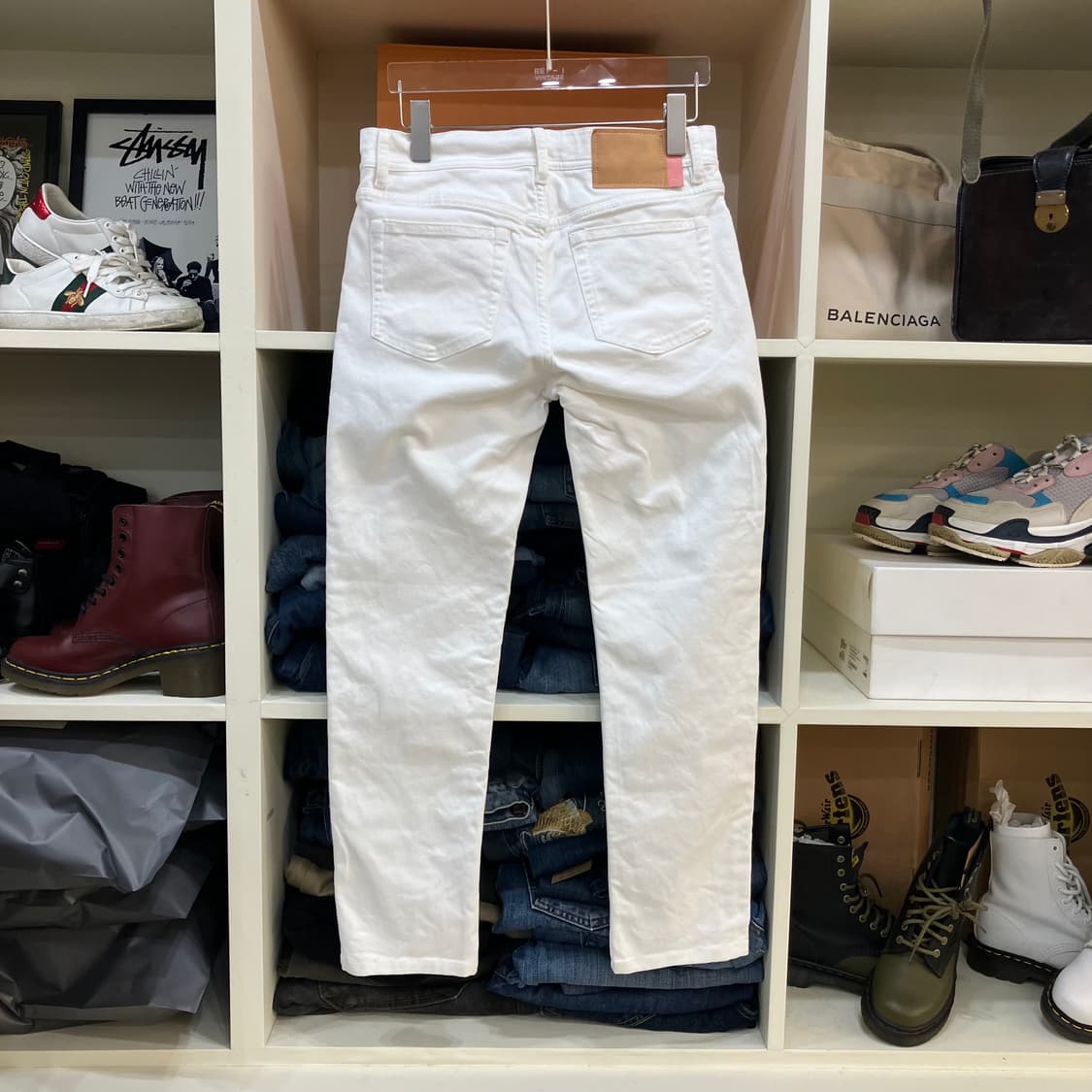 아크네 스튜디오 화이트 데님 팬츠 28 상품이미지2