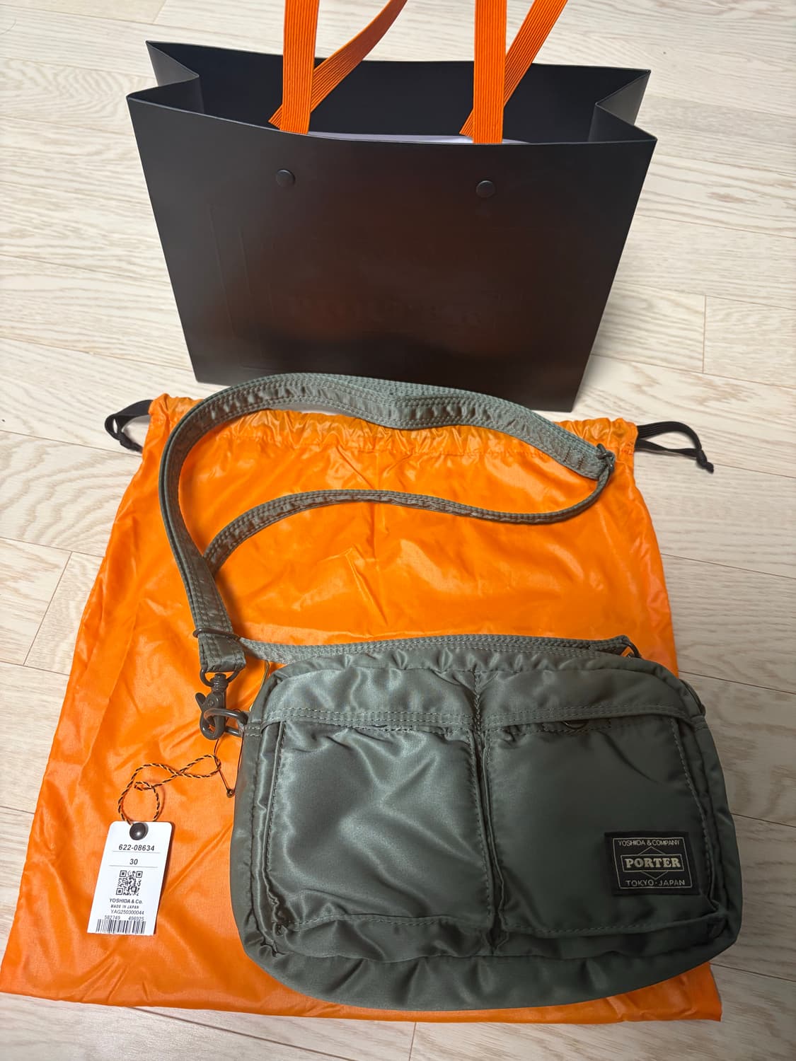 포터 올 뉴 탱커 슬링백 세이지 그린 상품이미지1