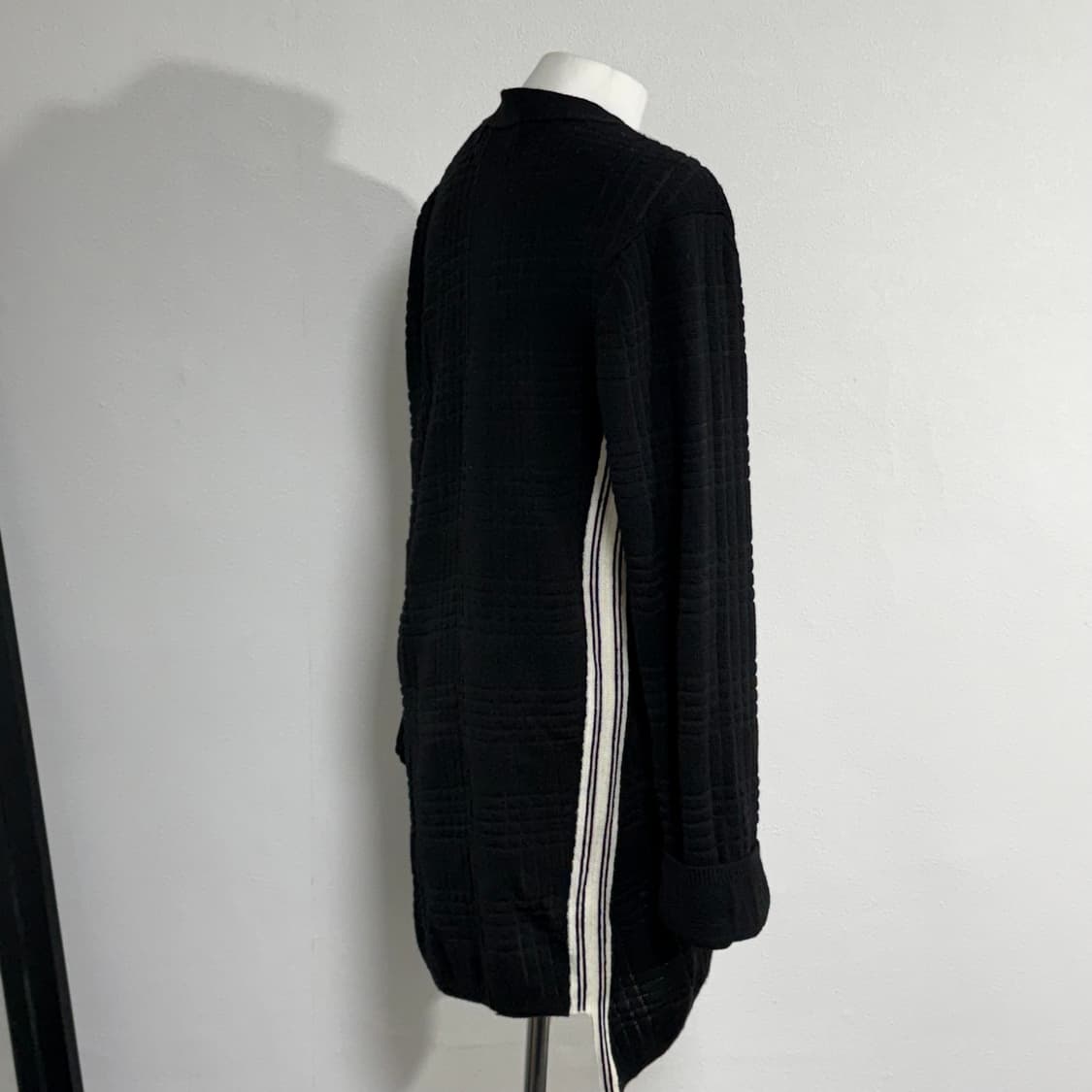 18aw 꼼데가르송 옴므플러스 비대칭 사선 가디건 l 상품이미지2