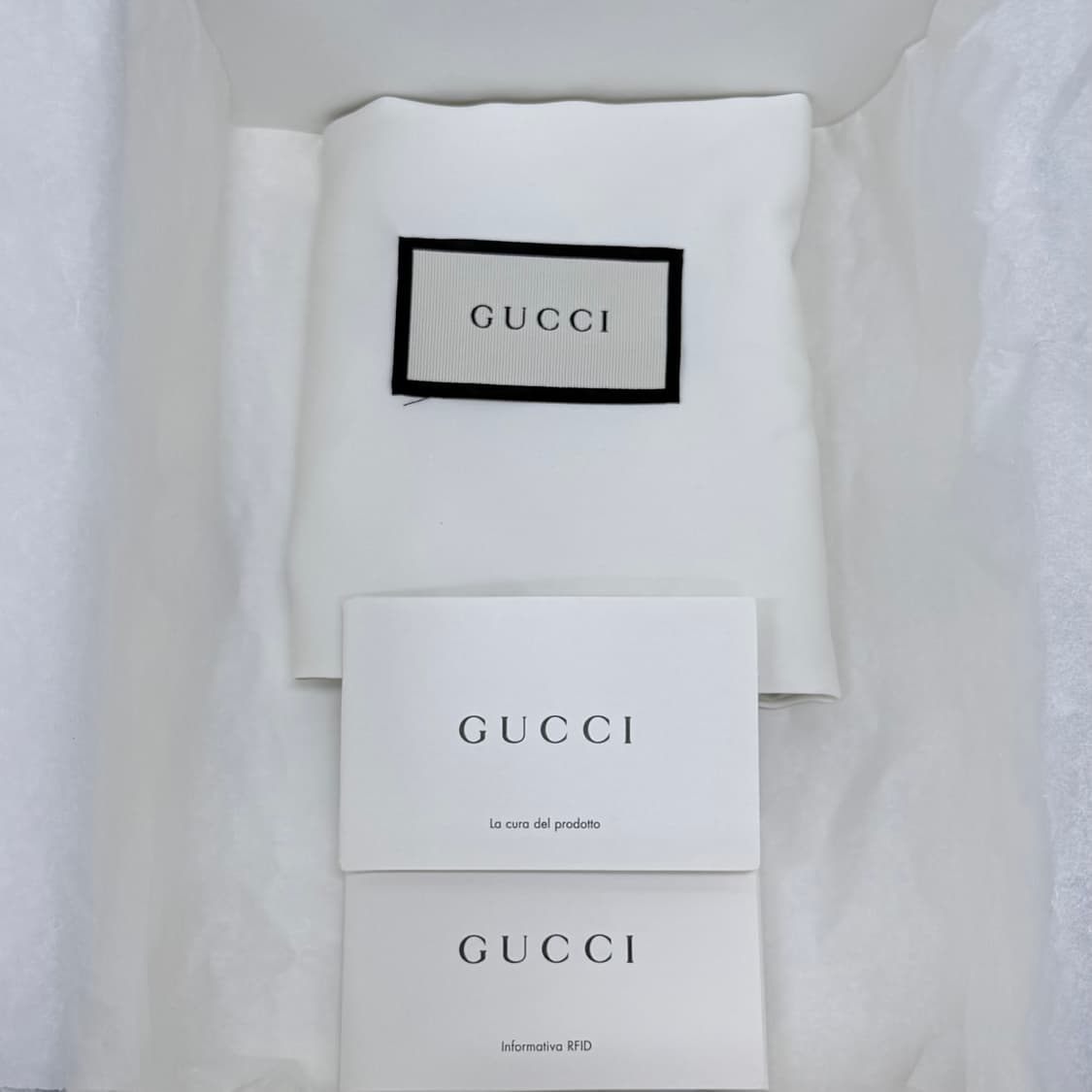 [A+급/미니] 구찌 GG 마몬트 마틀라세 크로스백 블랙 상품이미지9