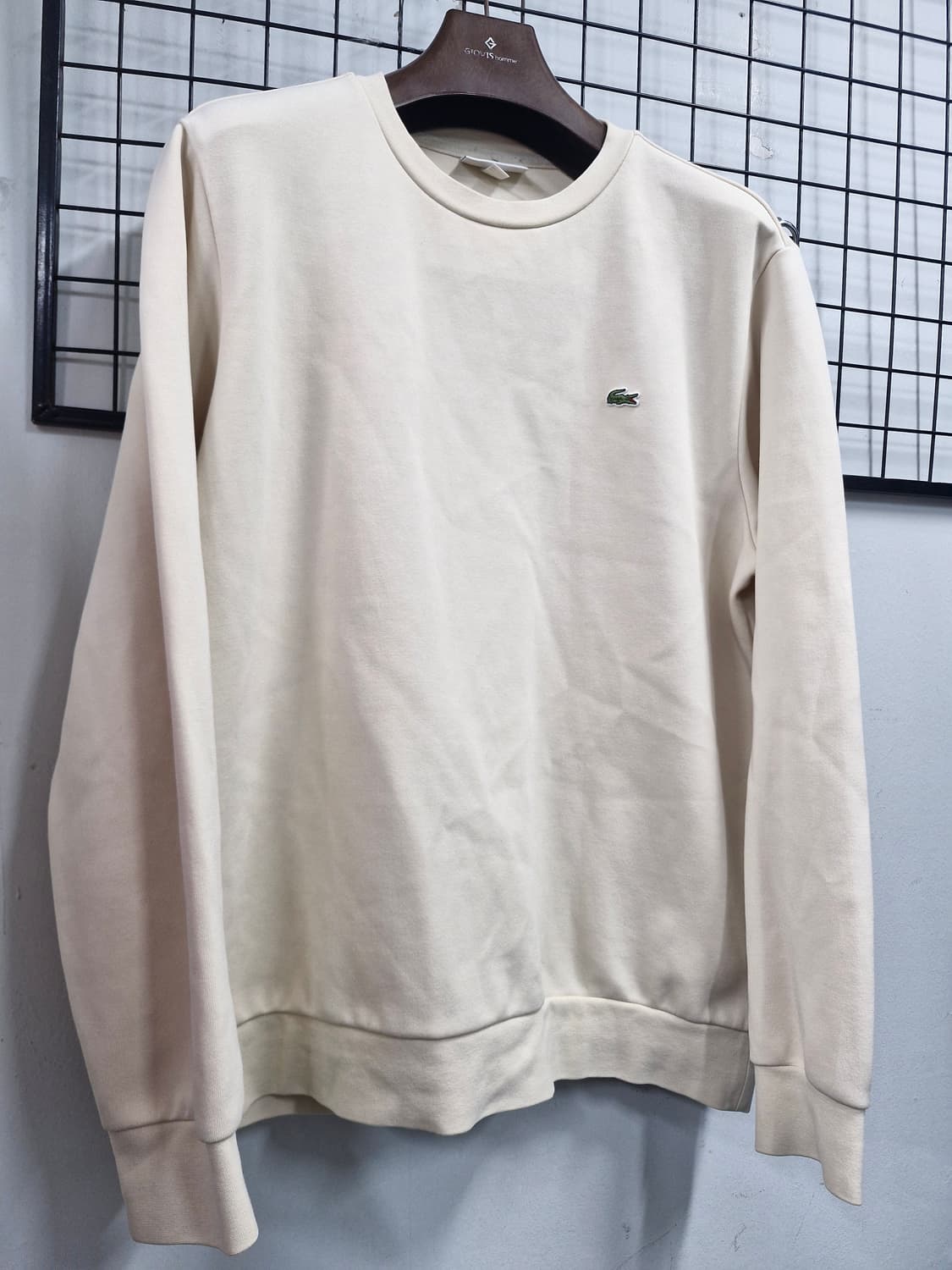 105XL 라코스테 맨투맨 아이보리. 상품이미지2