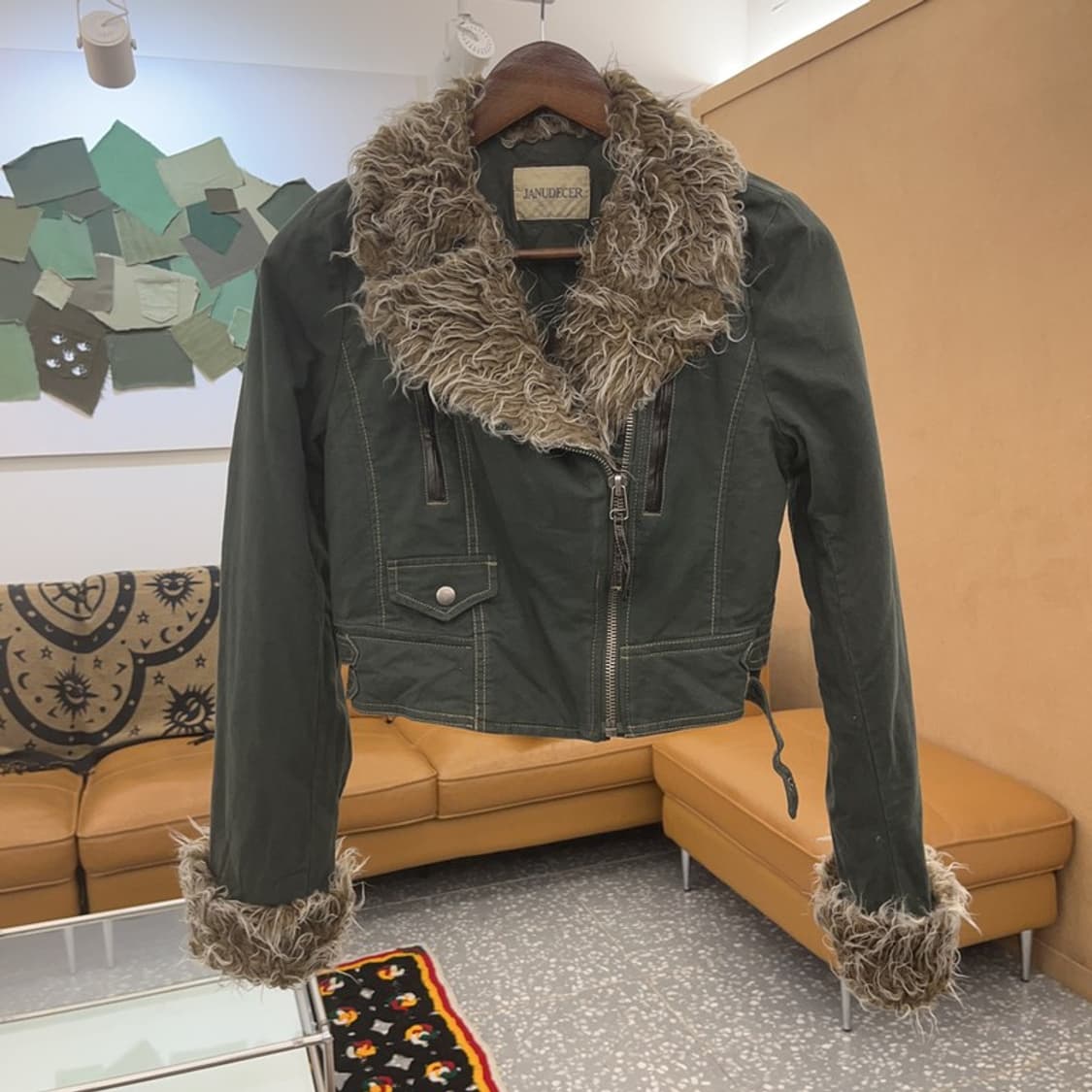 빈티지 보헤미안시크 퍼 무스탕 크롭 자켓 90 C07656 상품이미지3