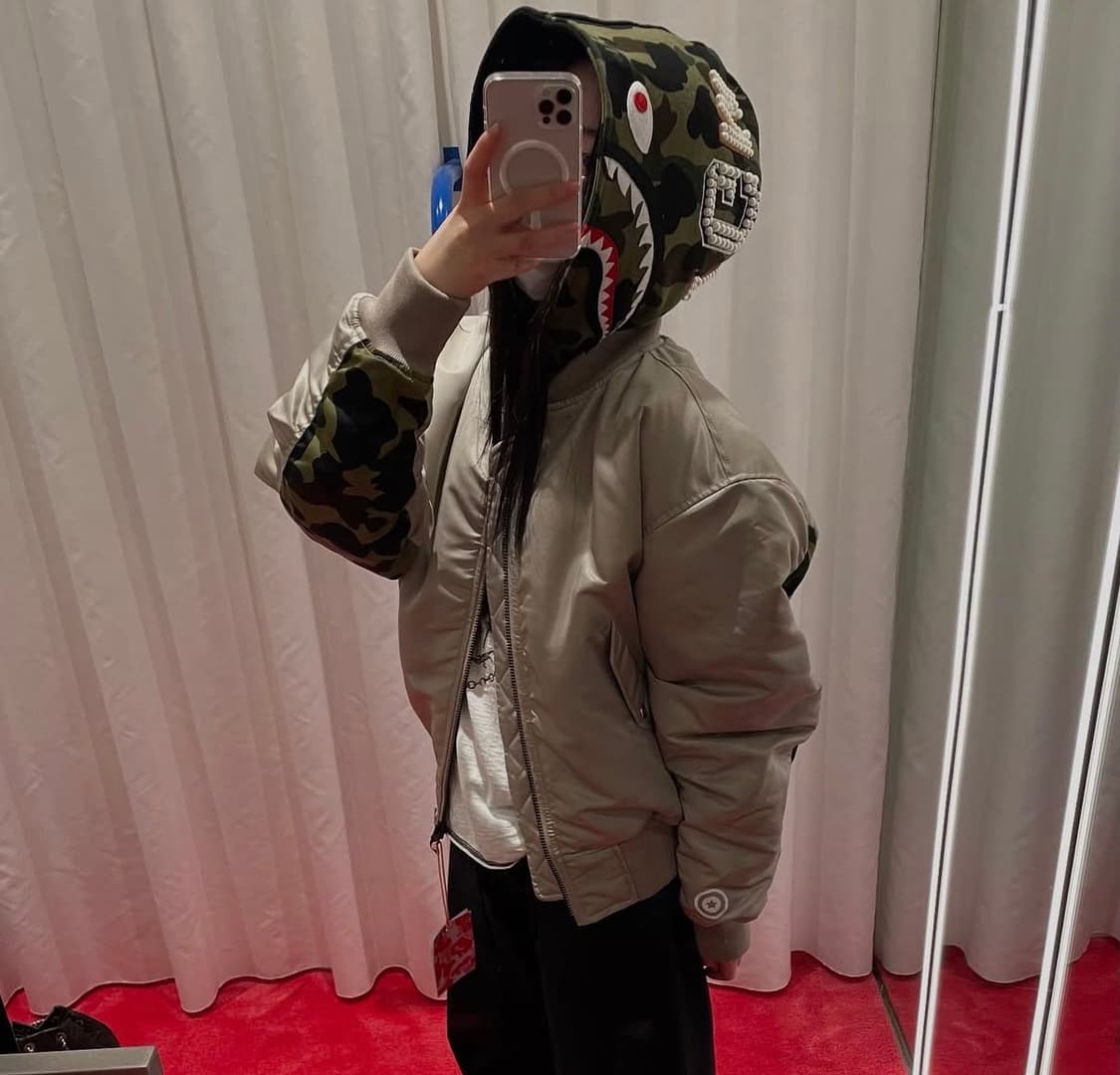 bape 베이프 샤크 후드 MA-1 자켓 상품이미지1