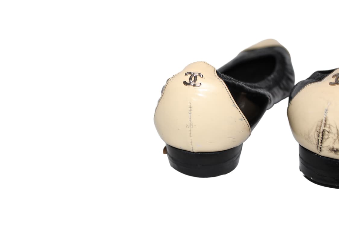 2000s CHANEL 샤넬 투톤 페이던트 레더 플랫슈즈 상품이미지4