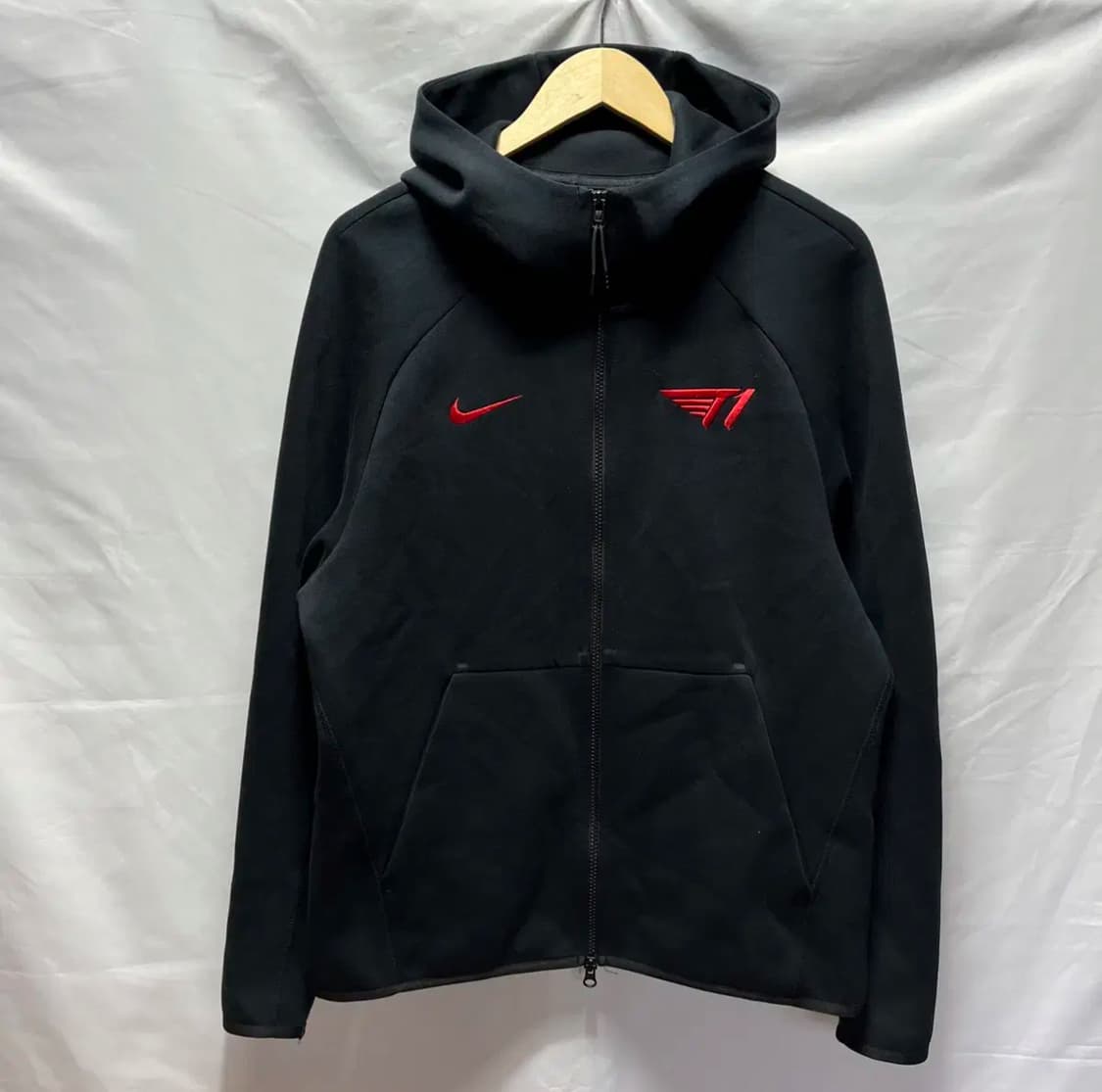 나이키 skt t1 테크팩 L 상품이미지2