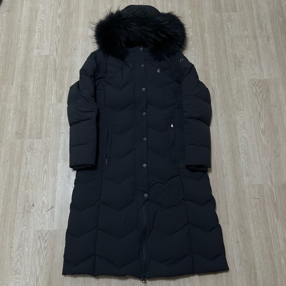 와이드앵글 여성 골프웨어 라쿤퍼 후드 구스다운 롱패딩 M/95  상품이미지1