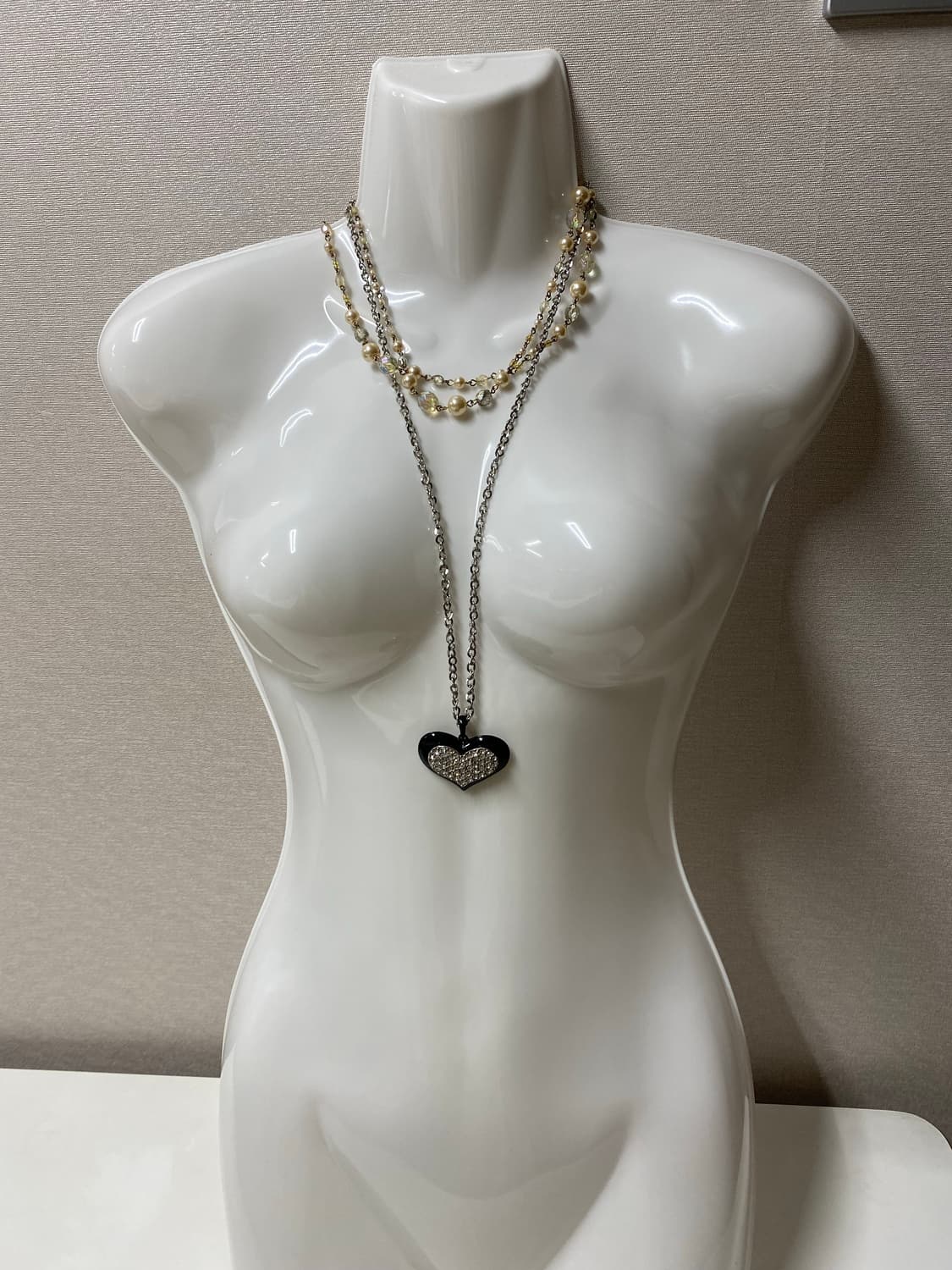 블랙 크리스탈 하트 목걸이 상품이미지1
