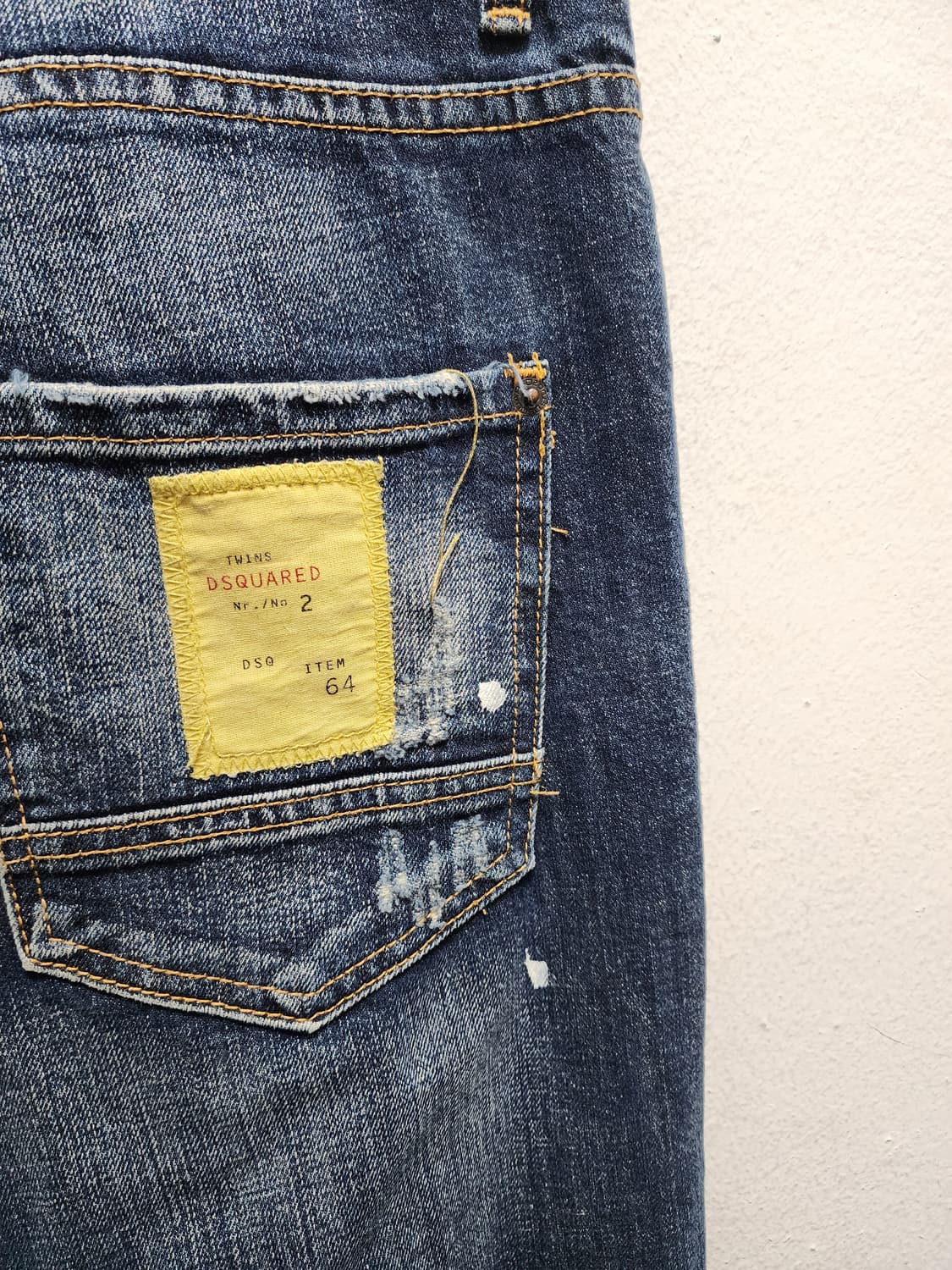 디스퀘어드2 데미지 8부 워싱 데님 청바지 상품이미지3