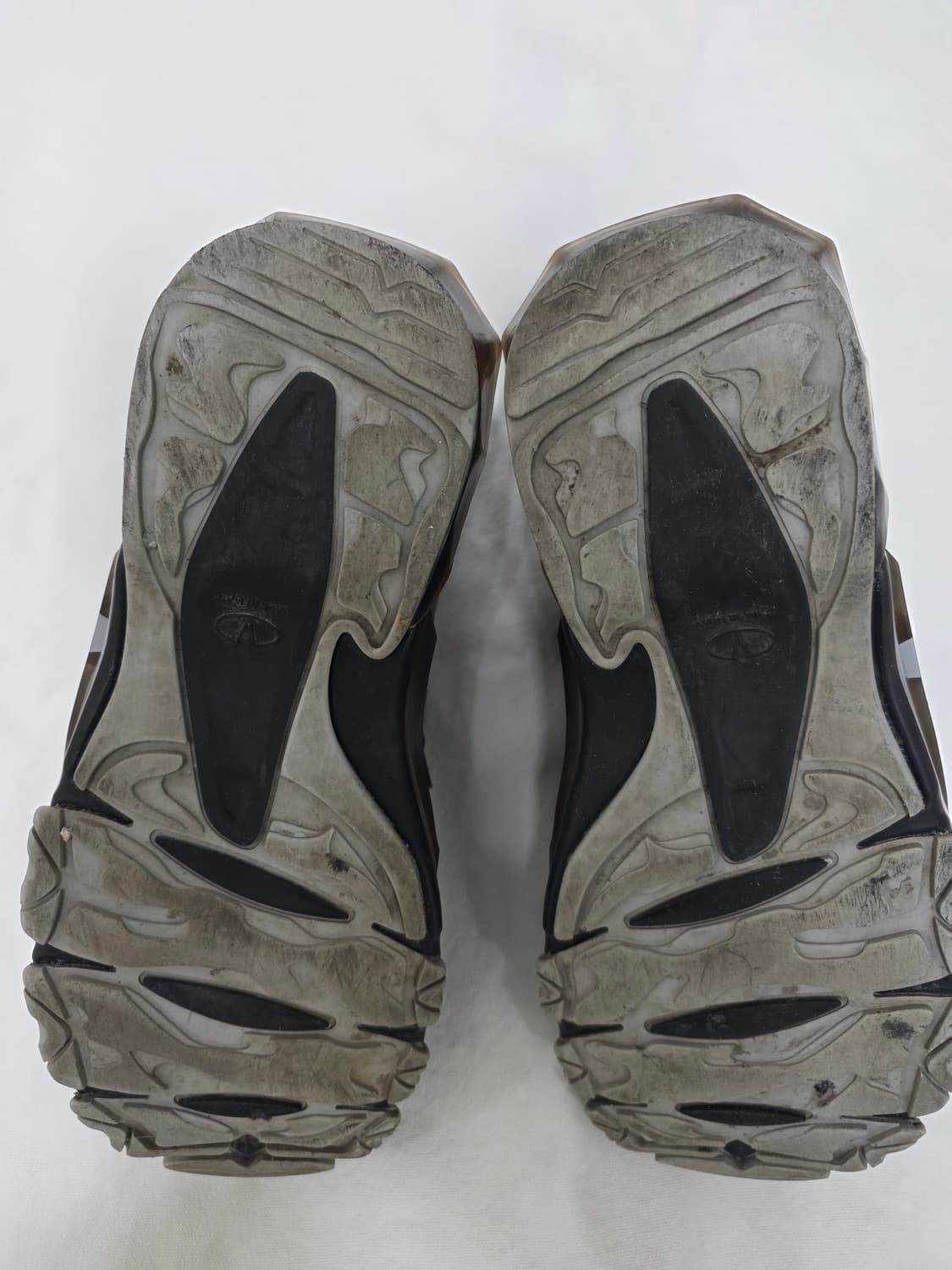 발렌티노 로고 스니커즈 정품 상품이미지7