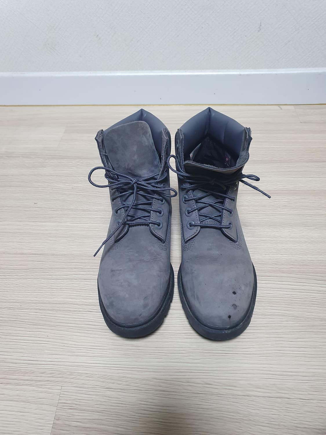 팀버랜드 6인치 다크 그레이 부츠 250 상품이미지3