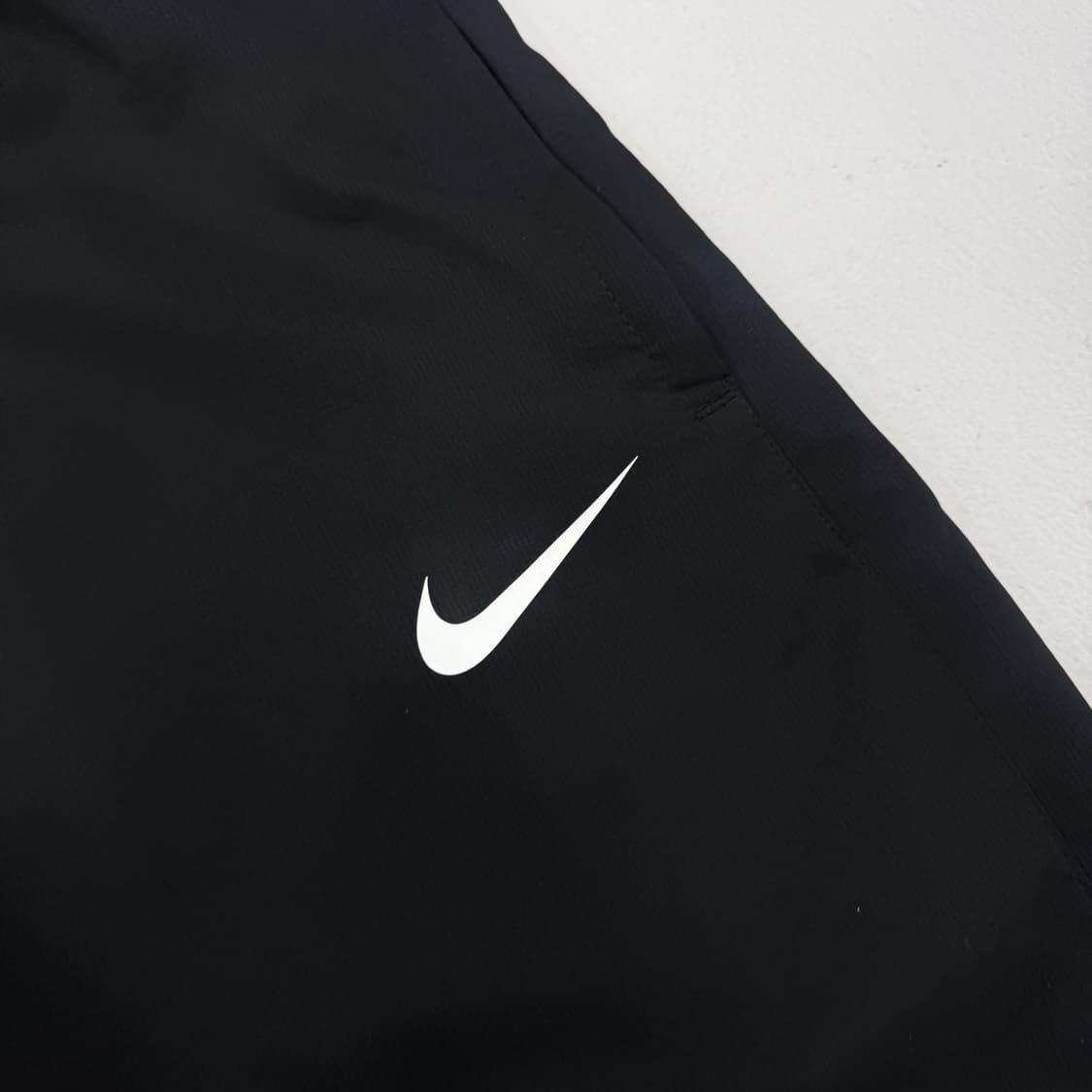 나이키 국대 스우시 올드스쿨 와이드 바람막이 트랙팬츠 상품이미지3