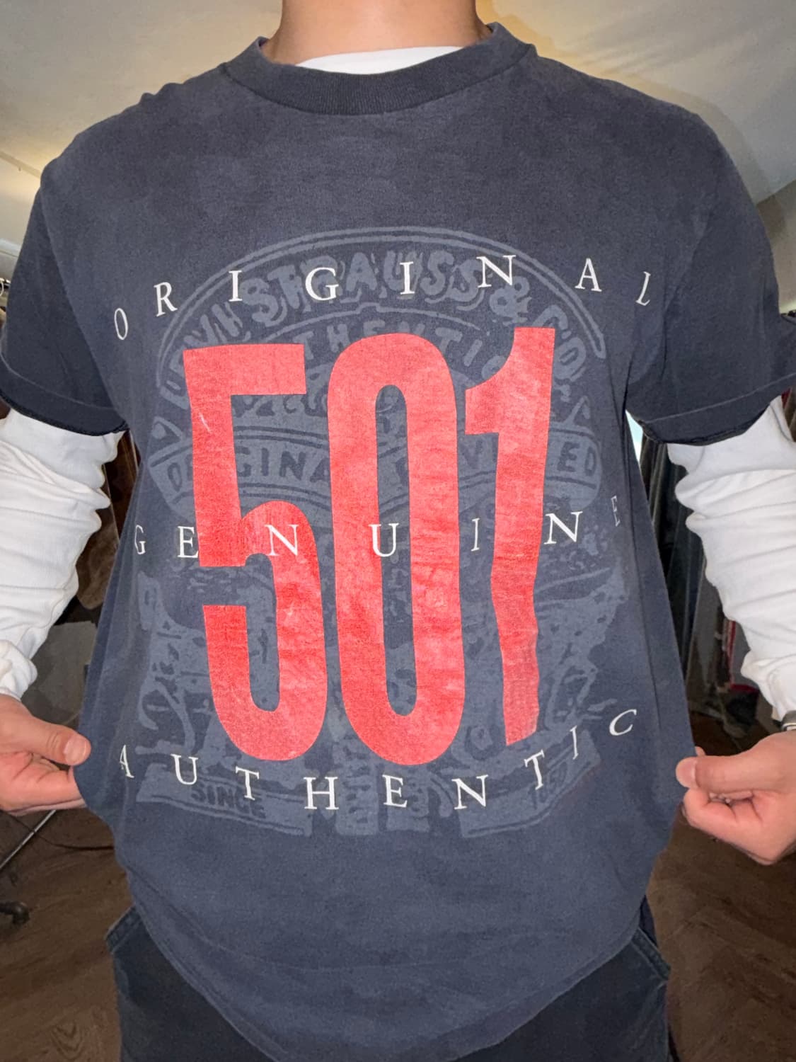 90’s Levi’s 501 logo print hard faded T 상품이미지6