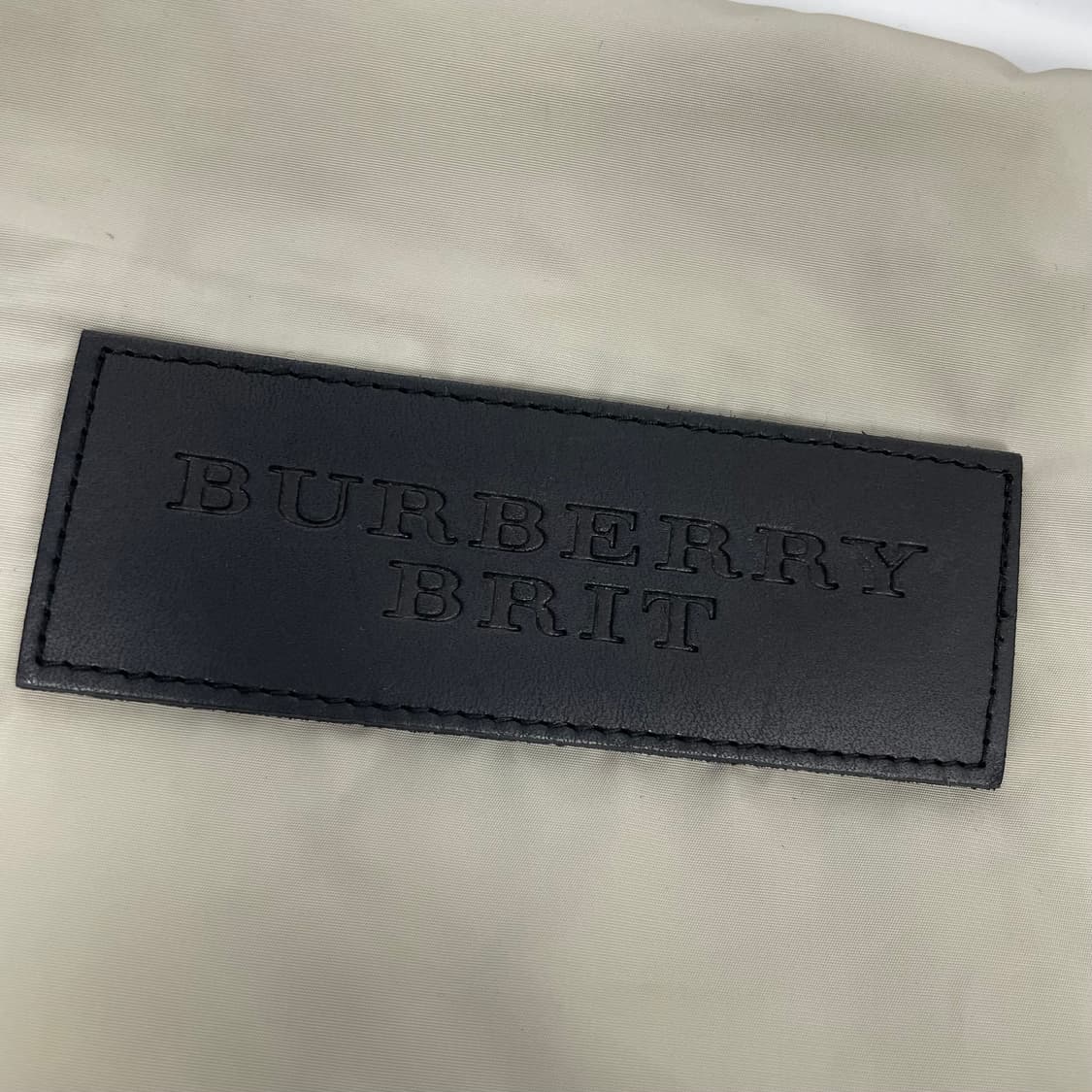 버버리 burberry 로고 파우치 가방 상품이미지2