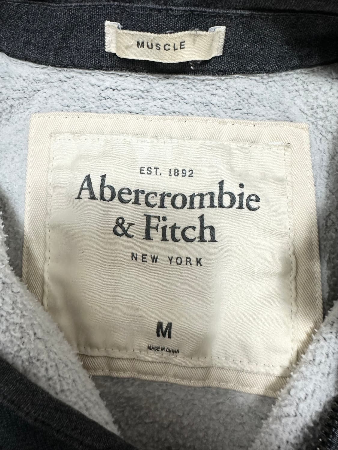 아베크롬비 로고 차콜 후드집업 상품이미지4