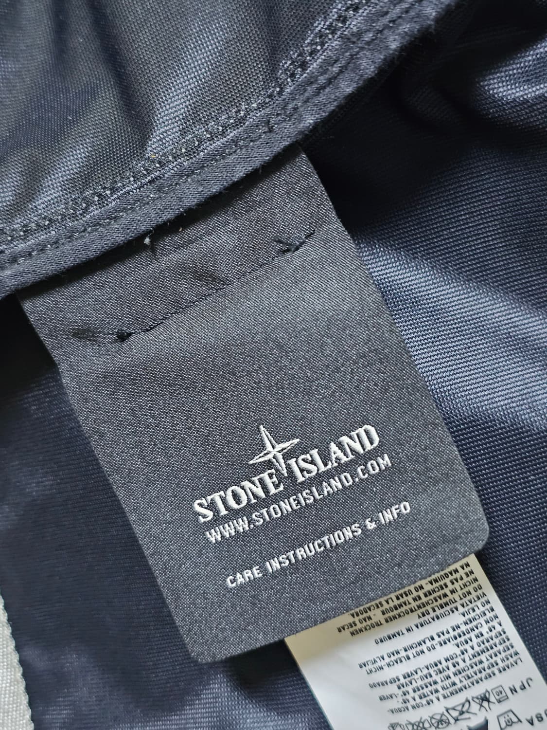 스톤아일랜드 리퀴드 리액티브 자켓 상품이미지9