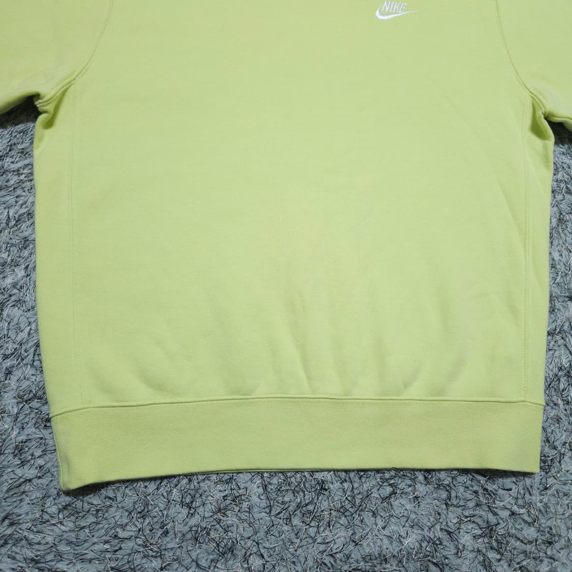 나이키)100 남자 기모맨투맨 라임 / 왕눈이샵 상품이미지5