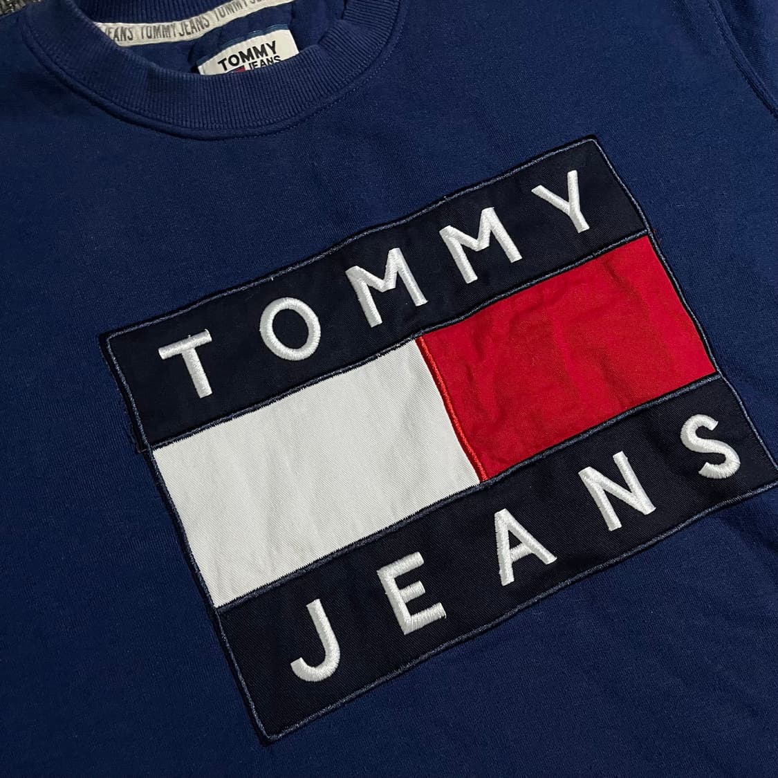 [L] TOMMY JEANS 타미진스 빅로고 맨투맨 상품이미지3