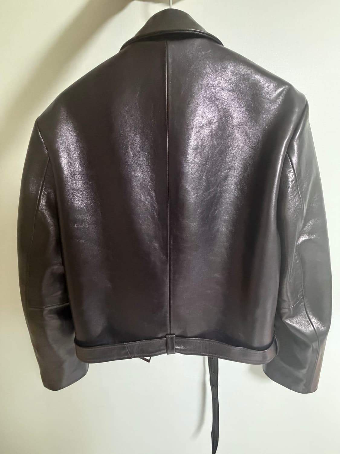 램스 레더 벨티드 크롭 자켓 (블랙) 상품이미지5