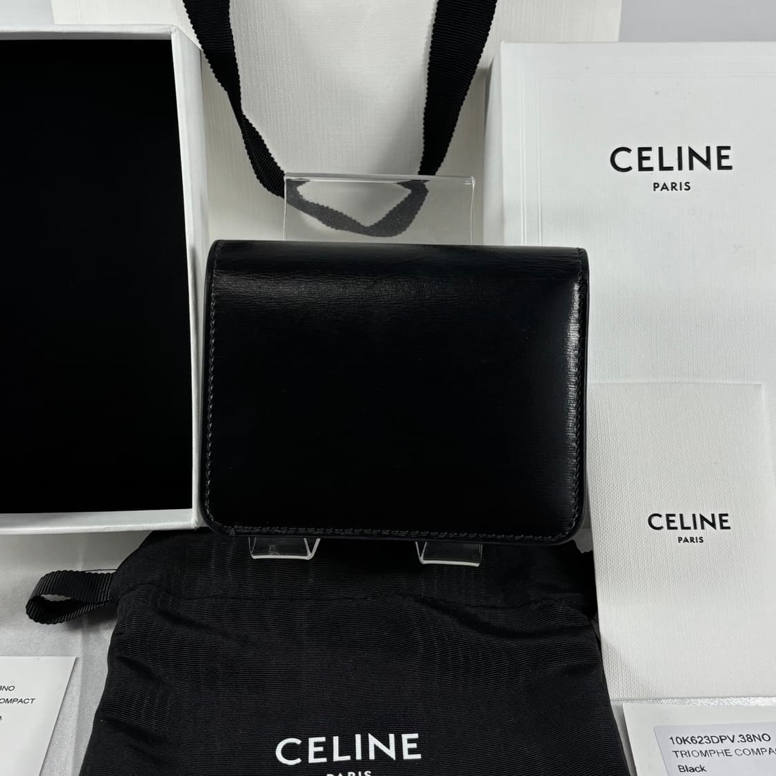 (풀구성,정품)셀린느 트리옹프 컴팩트 반지갑 월렛 블랙 상품이미지3